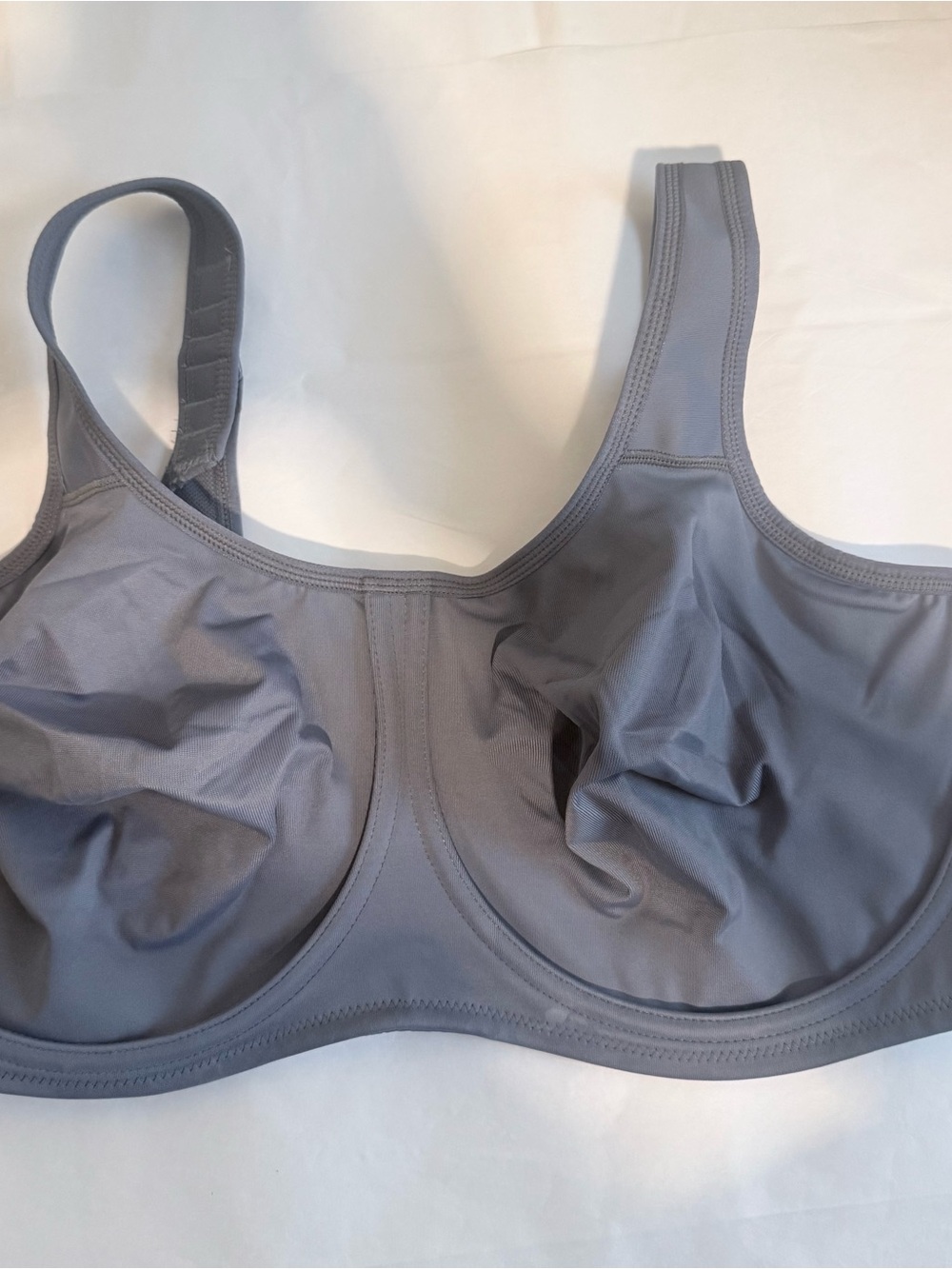Wacoal Full-Coverage Underwire Bra in Gray